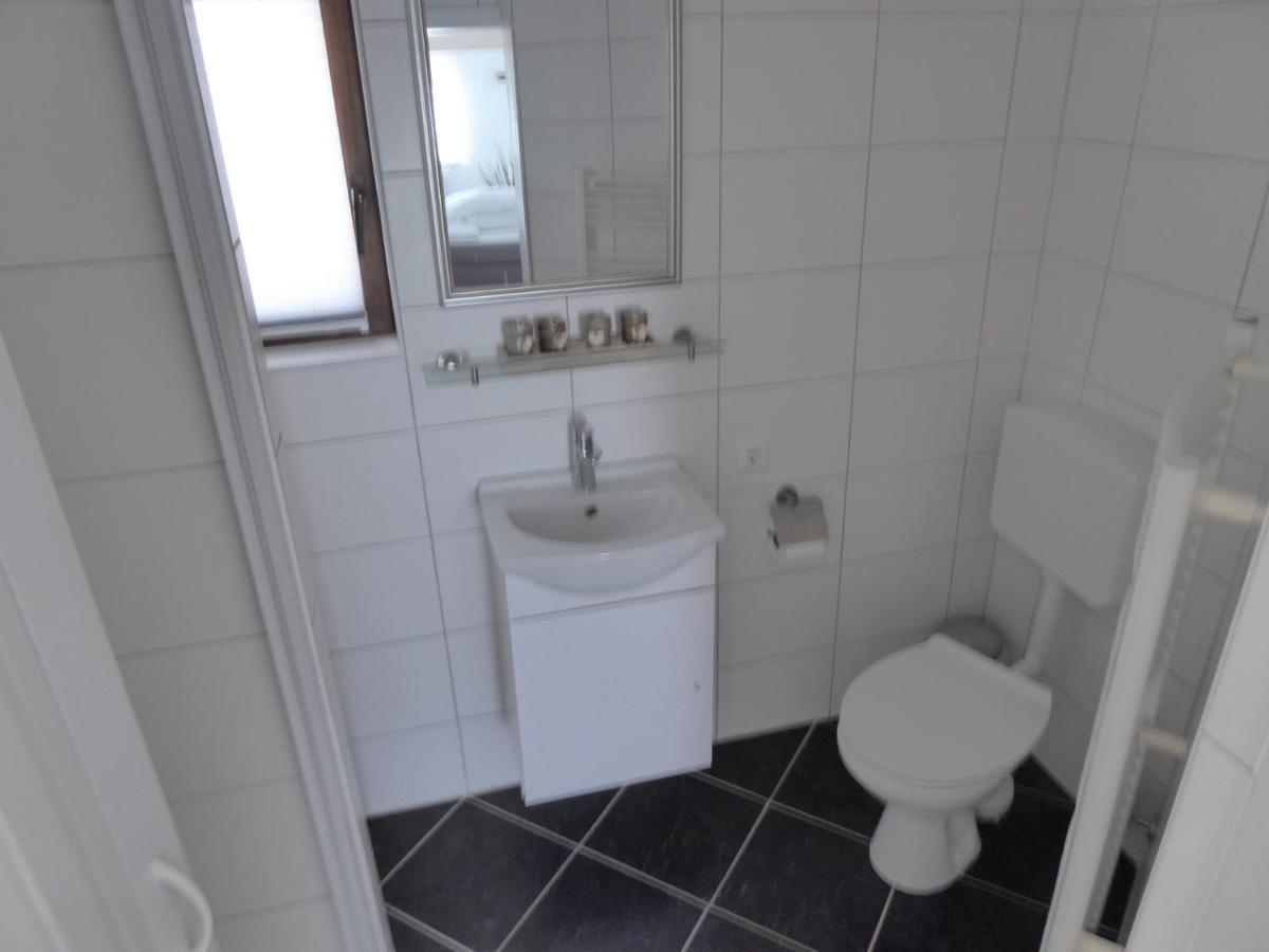 Ambiente Ferienapartments Julienhoehe Niederdorf  Exterior foto
